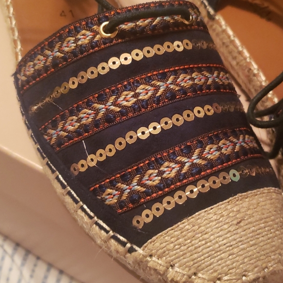 Lace up espadrilles - Picture 2 of 3